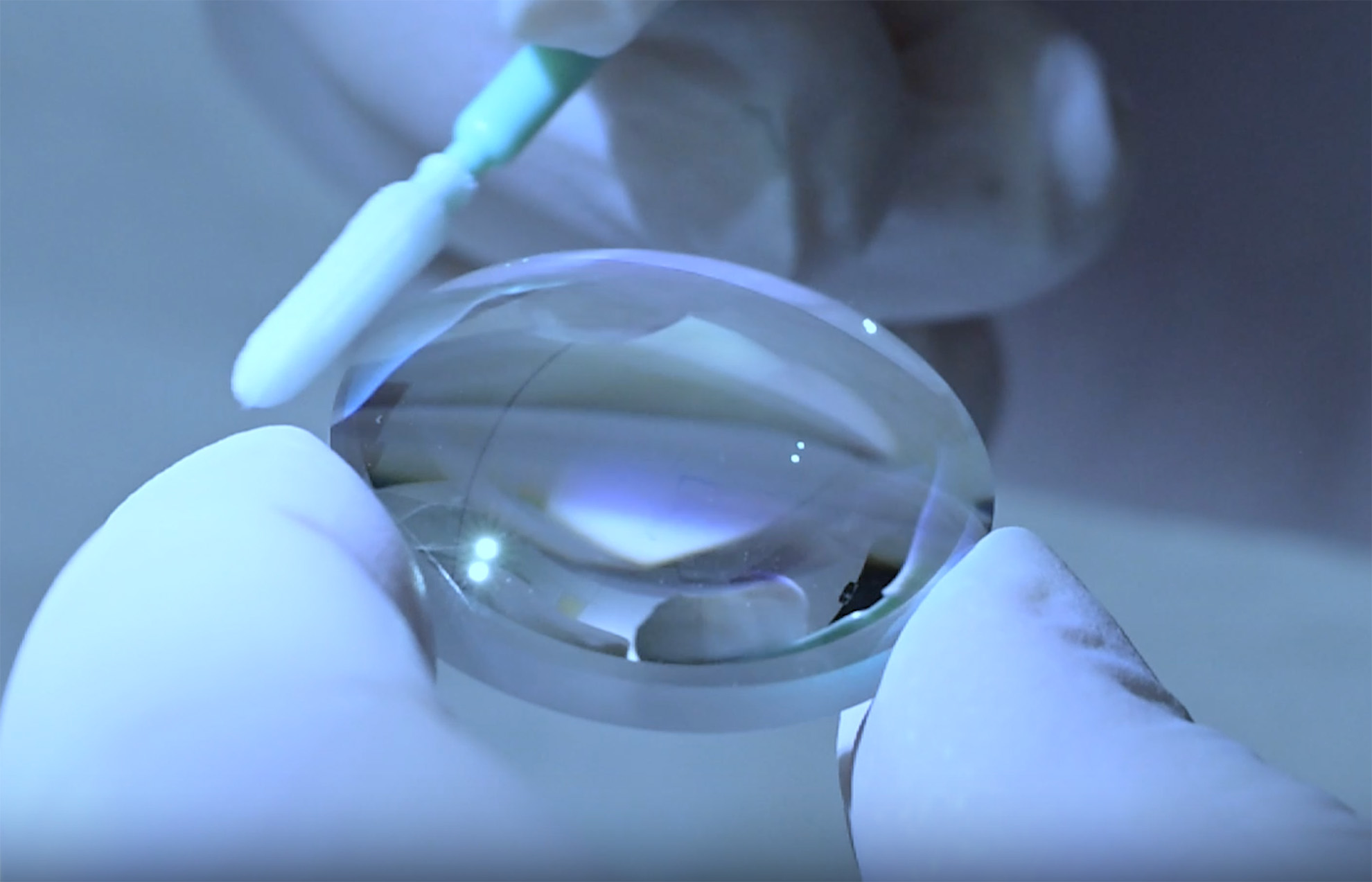 Optical lenses singlets